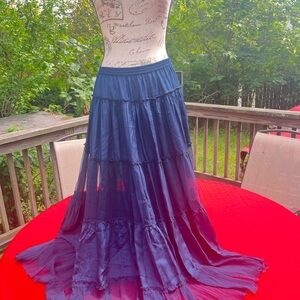 C and LA Elegant Navy maxi skirt, size M